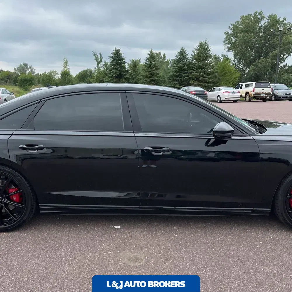 2022 Audi S8 4.0T quattro