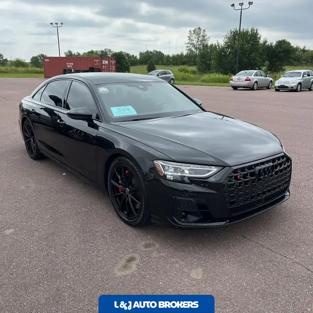 2022 Audi S8 4.0T quattro