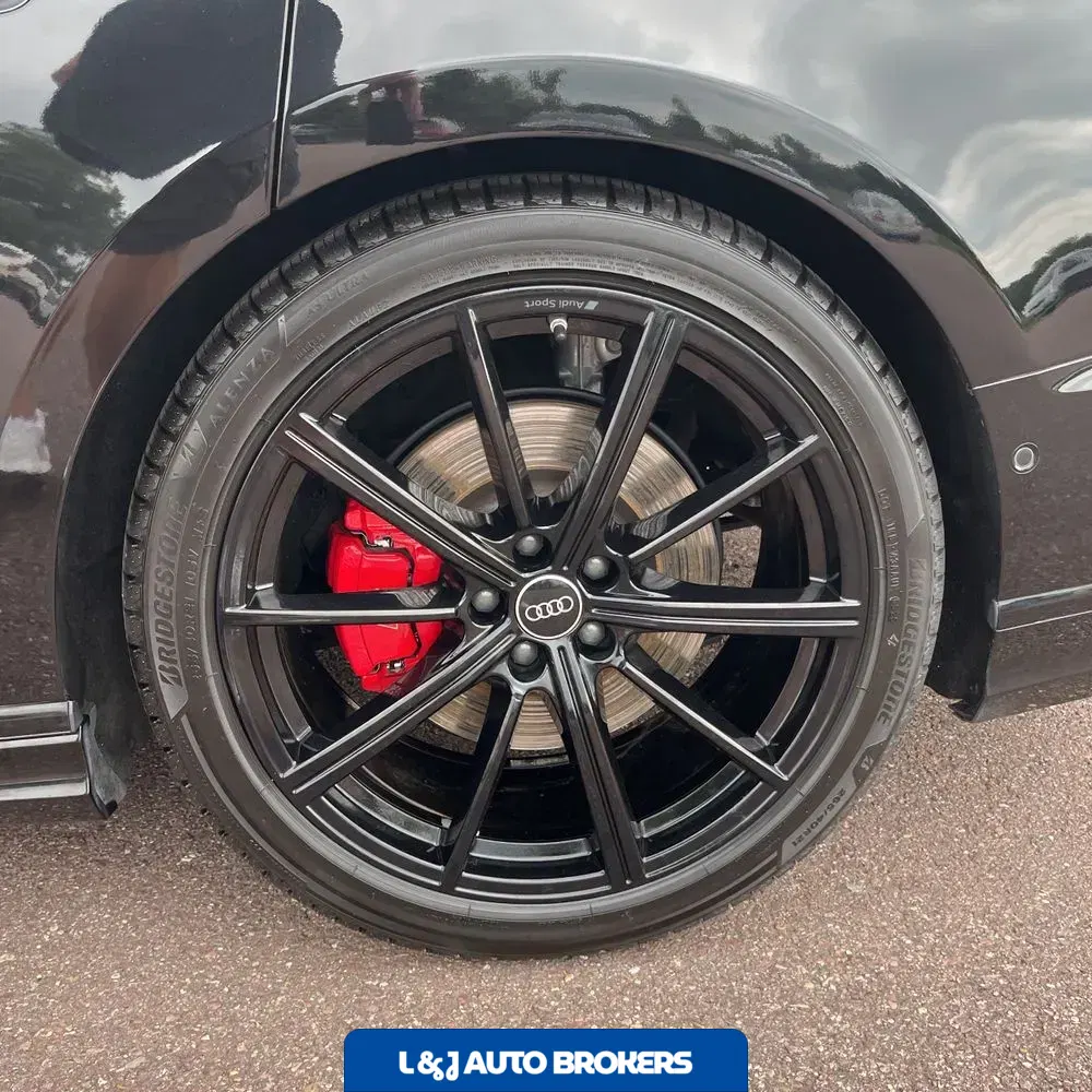 2022 Audi S8 4.0T quattro