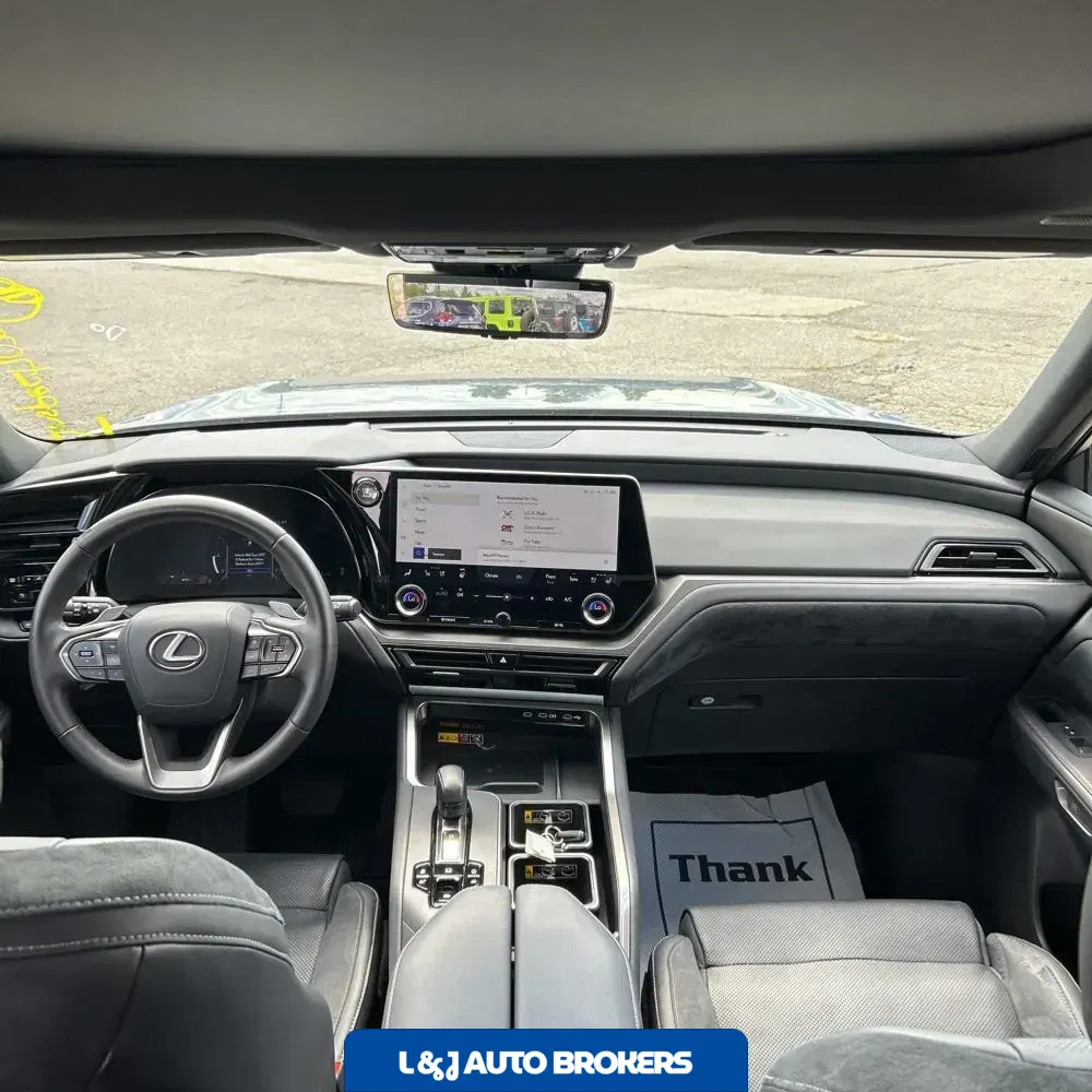 2024 Lexus TX-Series TX350 Ultra Luxury