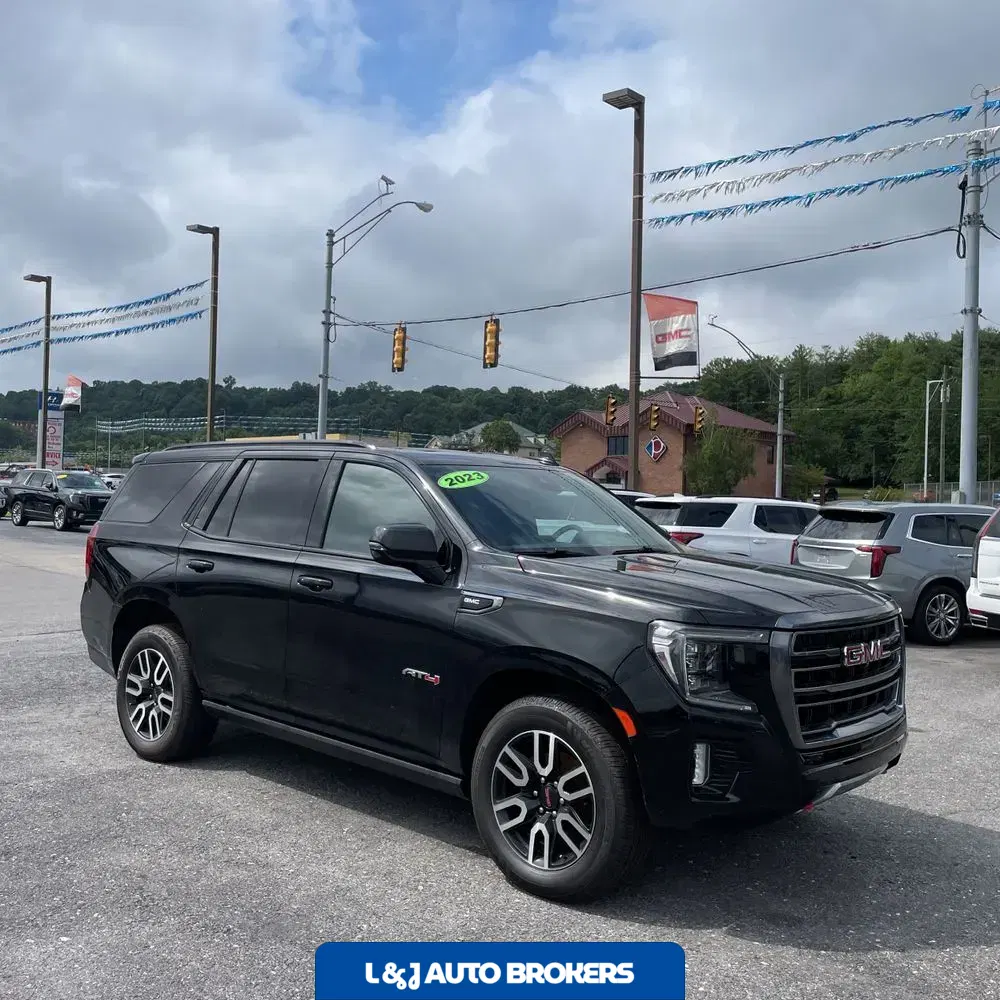 2023 GMC Yukon AT4