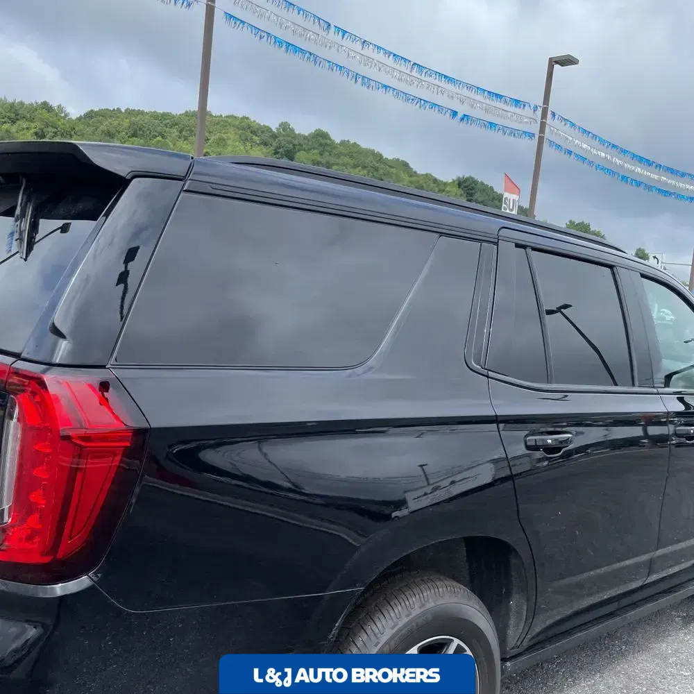 2023 GMC Yukon AT4