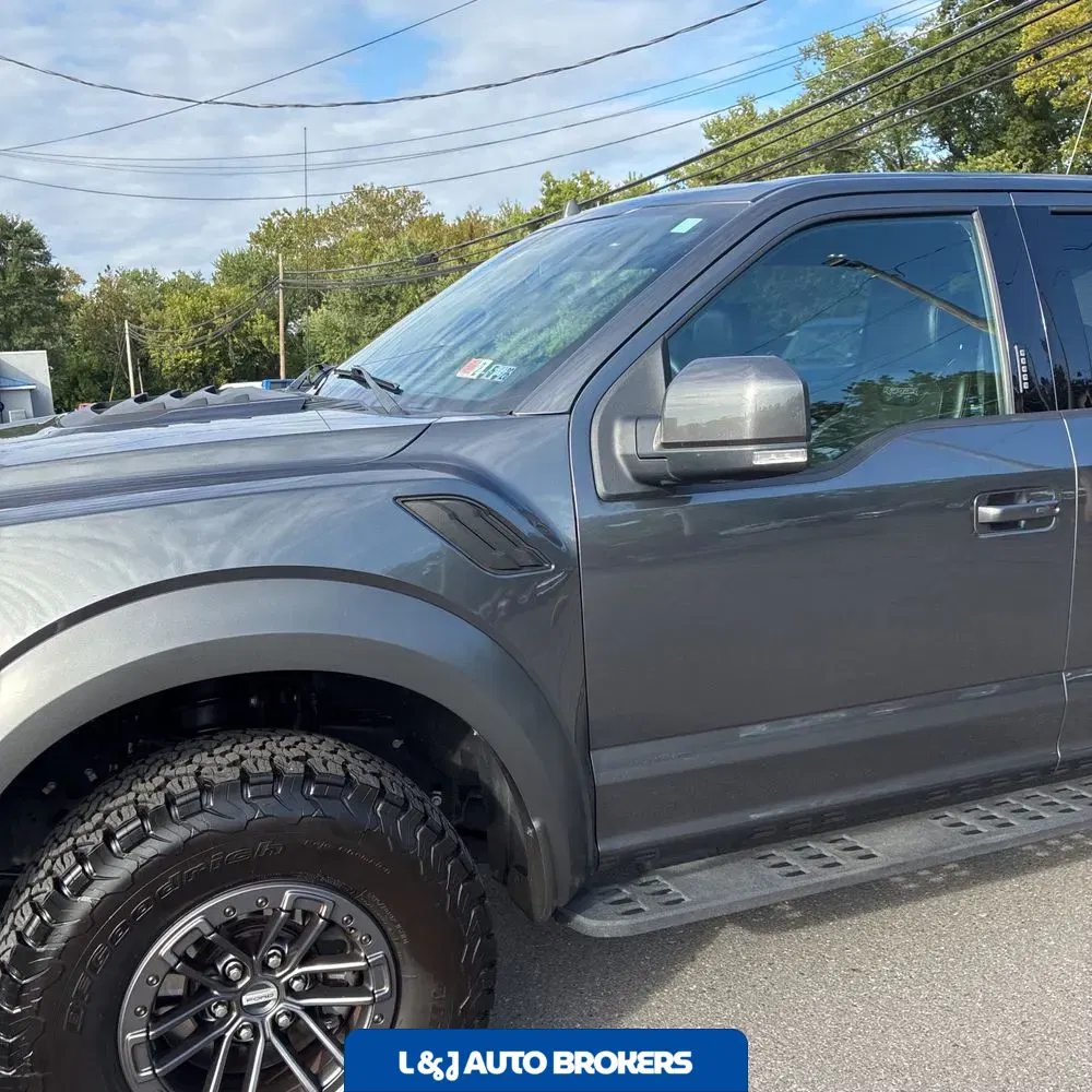 2020 Ford F-150 Raptor
