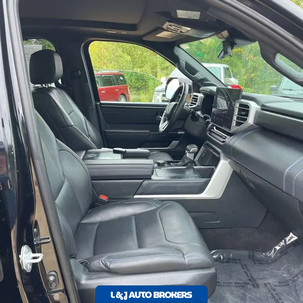 2023 Toyota Tundra Platinum HV
