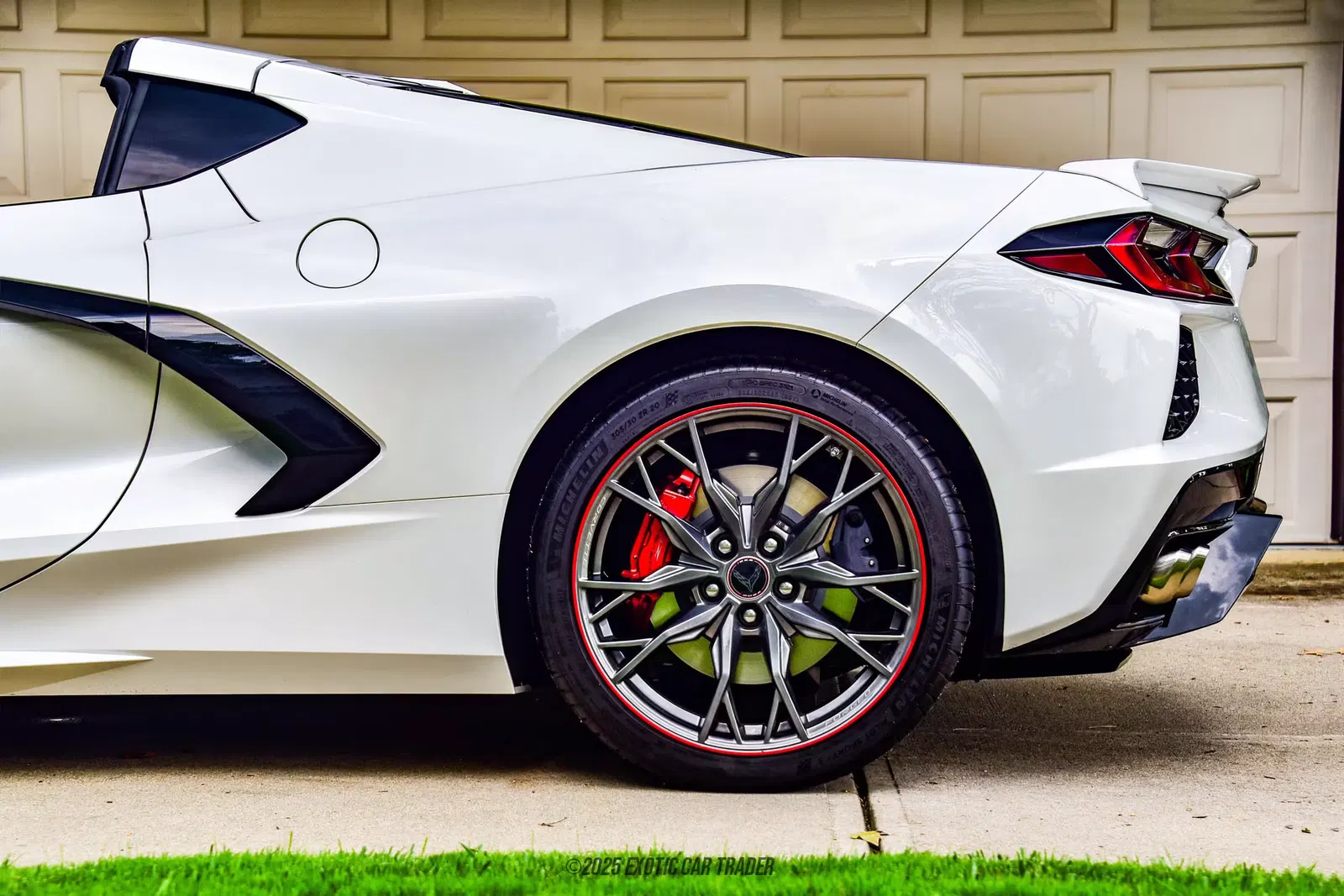 2023 Chevrolet Corvette Stingray Coupe 3LT Z51 70th Anniversary Edition
