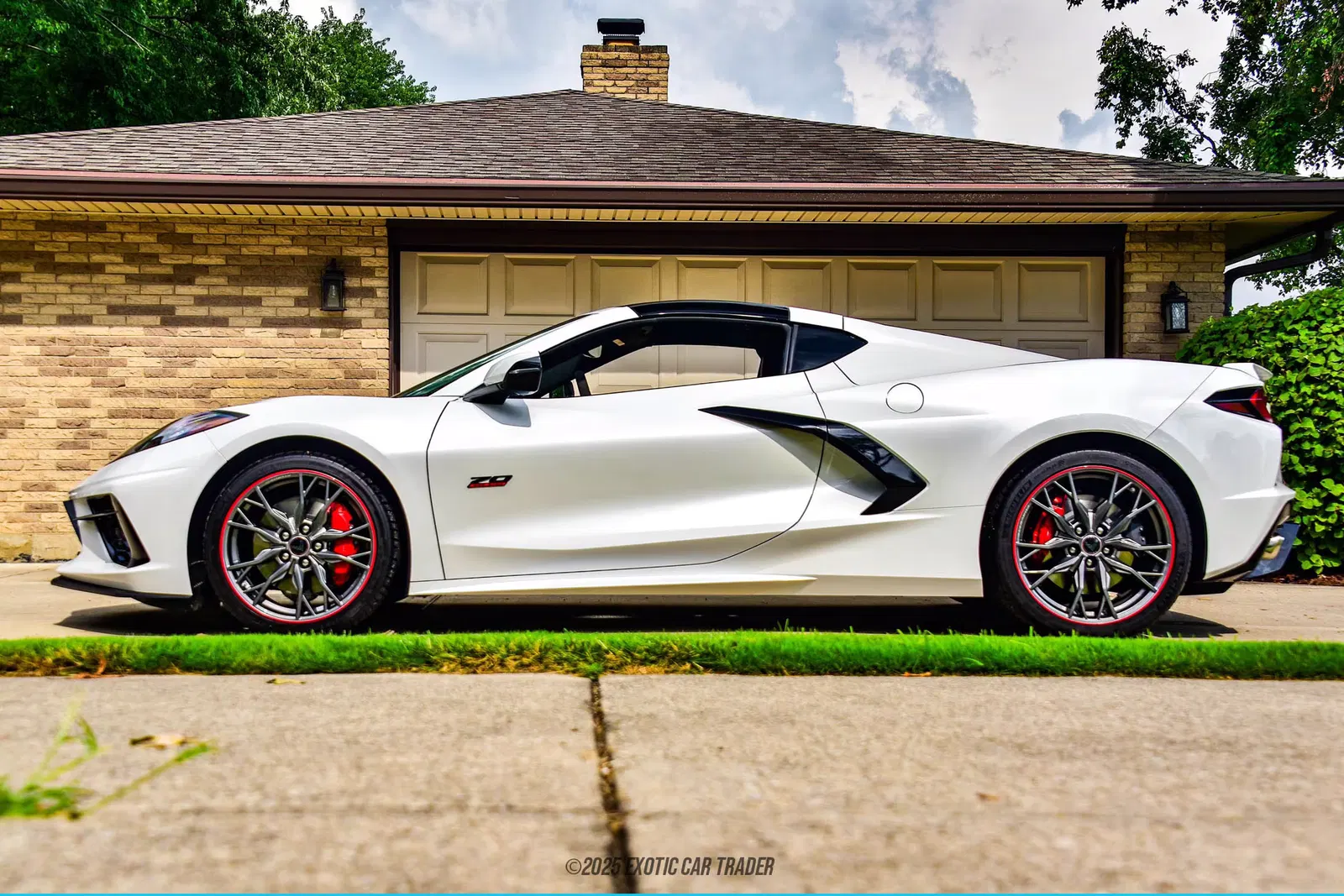 2023 Chevrolet Corvette Stingray Coupe 3LT Z51 70th Anniversary Edition