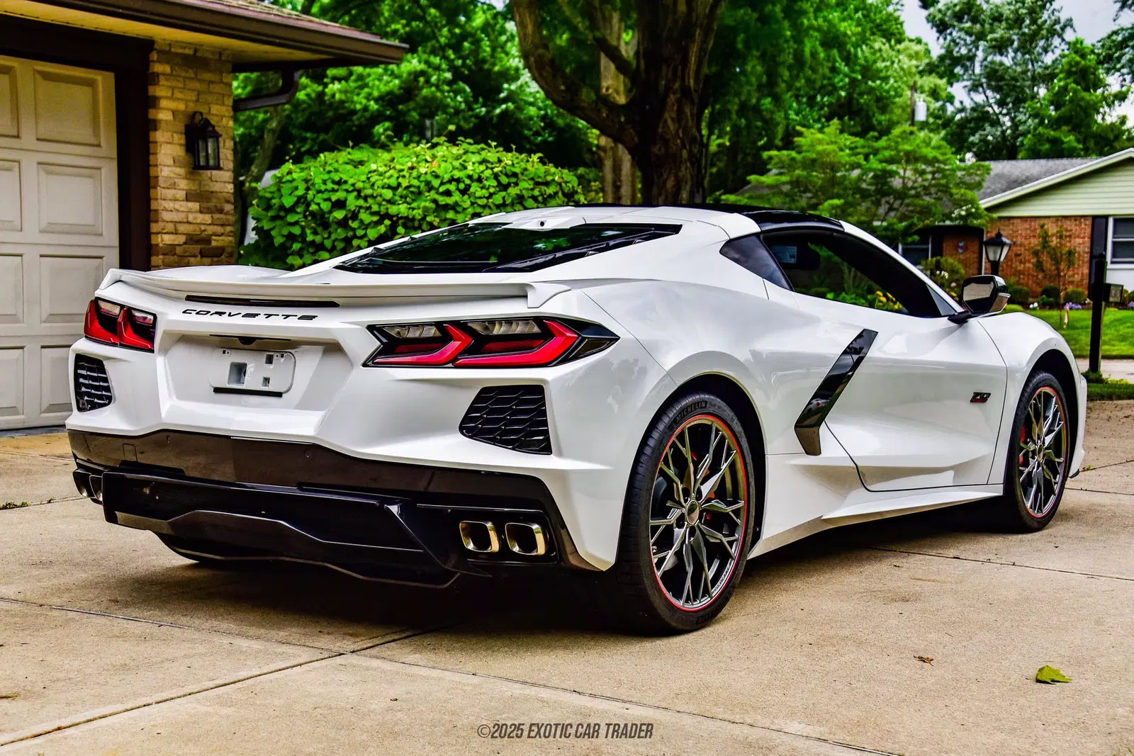 2023 Chevrolet Corvette Stingray Coupe 3LT Z51 70th Anniversary Edition