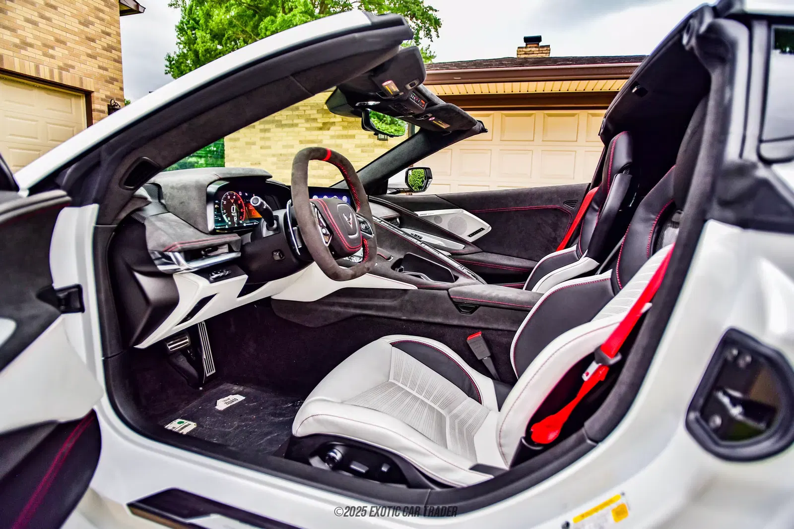 2023 Chevrolet Corvette Stingray Coupe 3LT Z51 70th Anniversary Edition
