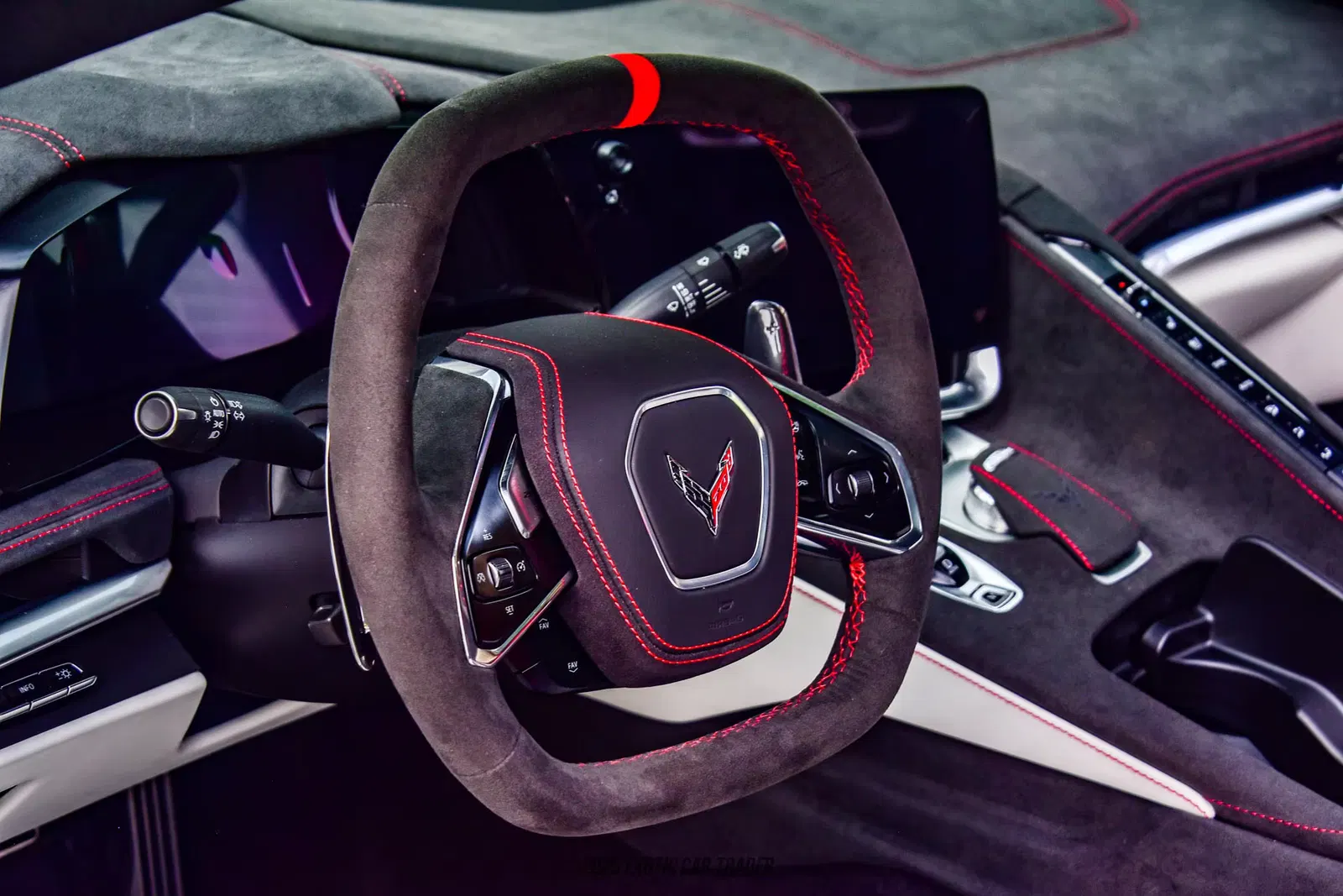 2023 Chevrolet Corvette Stingray Coupe 3LT Z51 70th Anniversary Edition