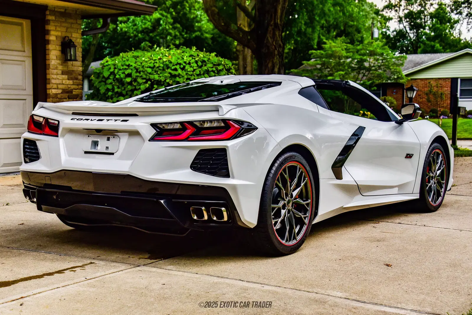 2023 Chevrolet Corvette Stingray Coupe 3LT Z51 70th Anniversary Edition