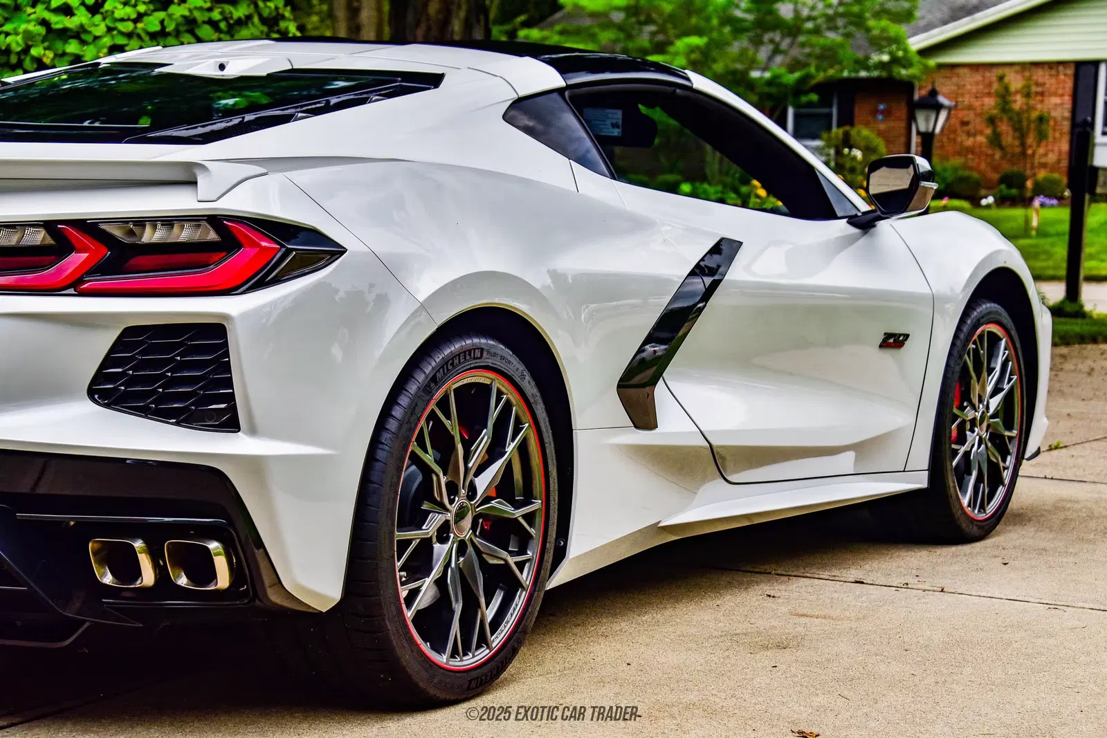2023 Chevrolet Corvette Stingray Coupe 3LT Z51 70th Anniversary Edition