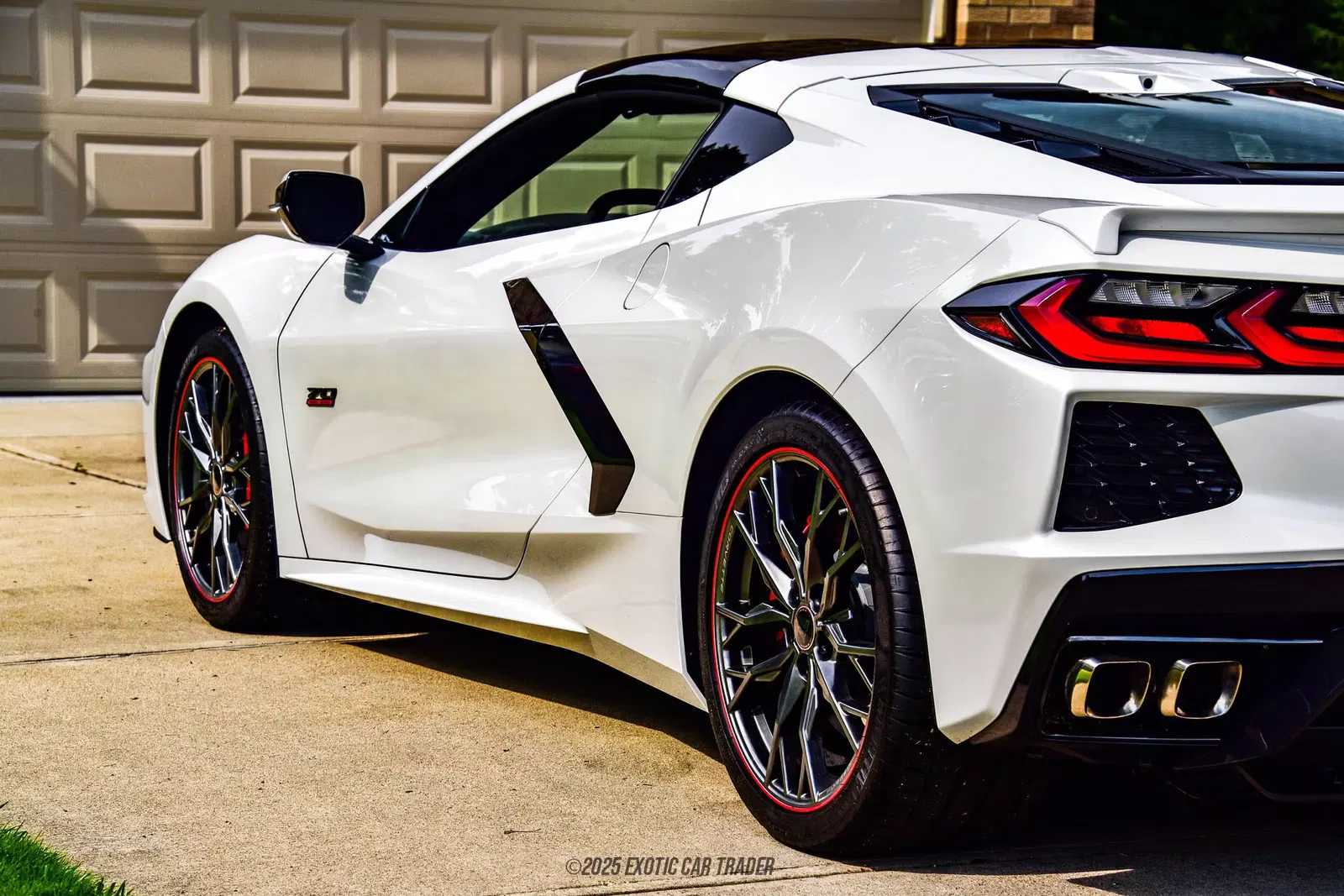 2023 Chevrolet Corvette Stingray Coupe 3LT Z51 70th Anniversary Edition