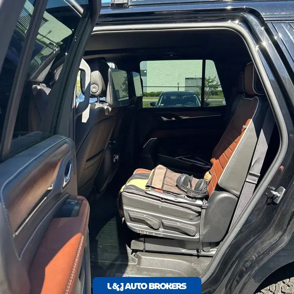 2023 GMC Yukon Denali Ultimate