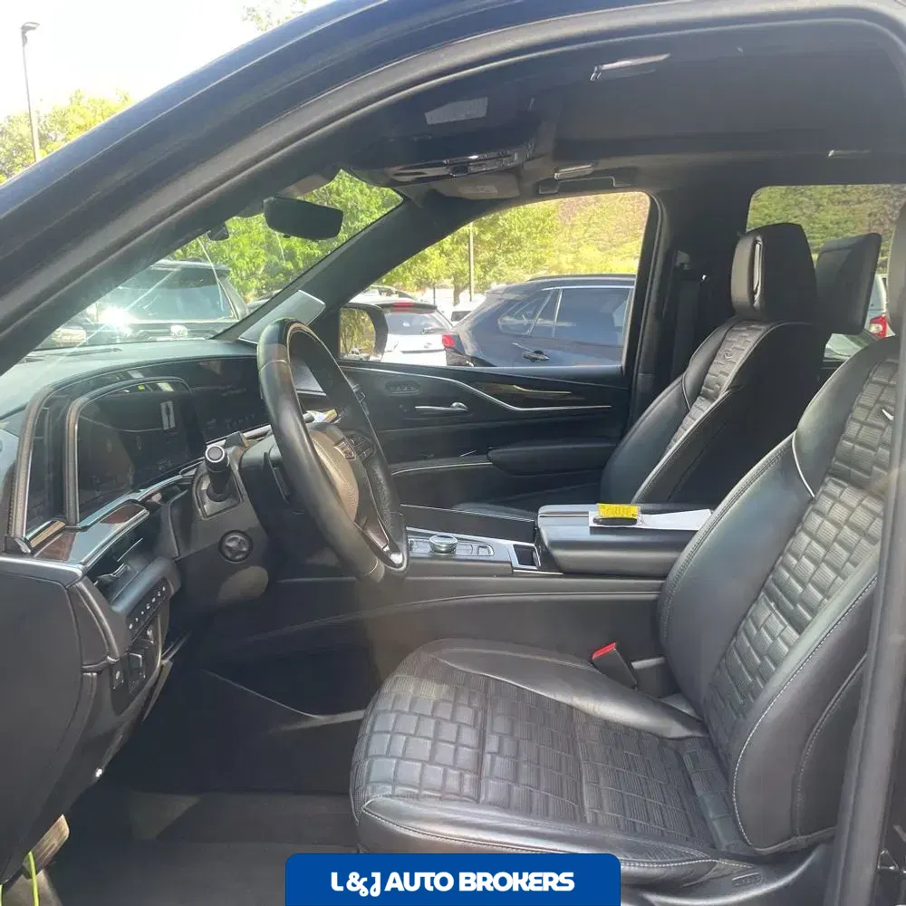 2022 Cadillac Escalade Sport Platinum