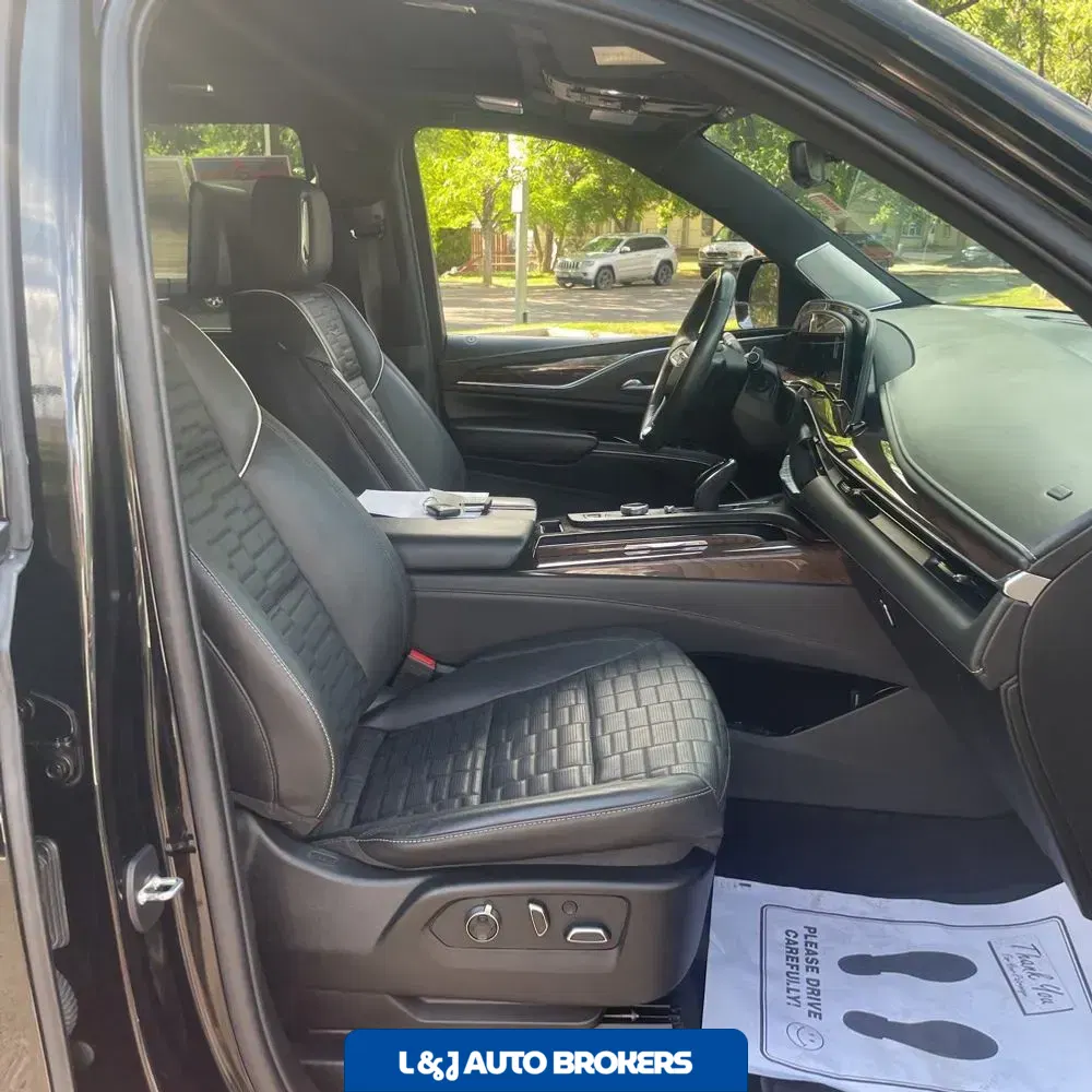 2022 Cadillac Escalade Sport Platinum
