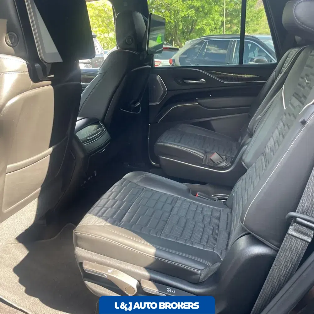 2022 Cadillac Escalade Sport Platinum