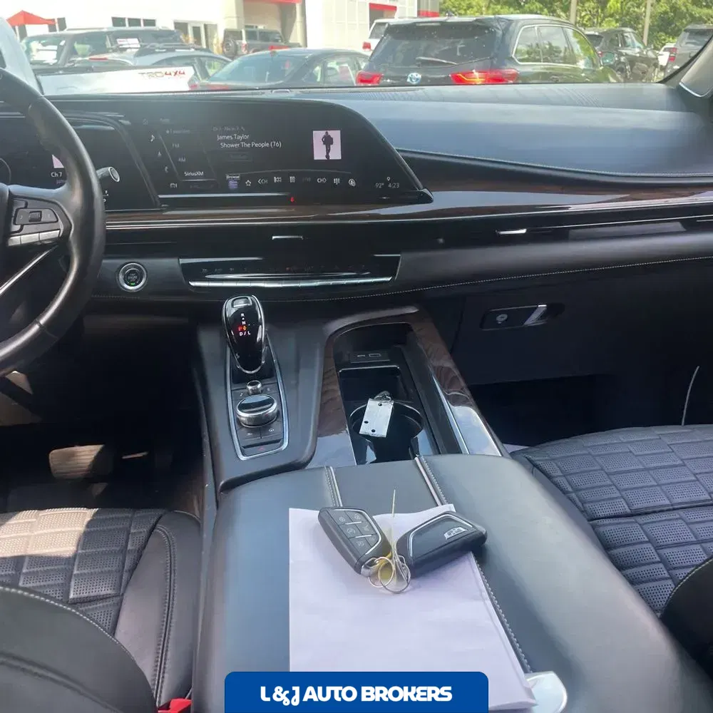 2022 Cadillac Escalade Sport Platinum