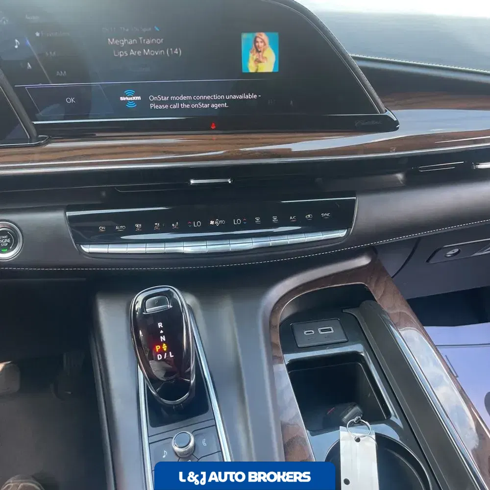 2022 Cadillac Escalade Sport Platinum