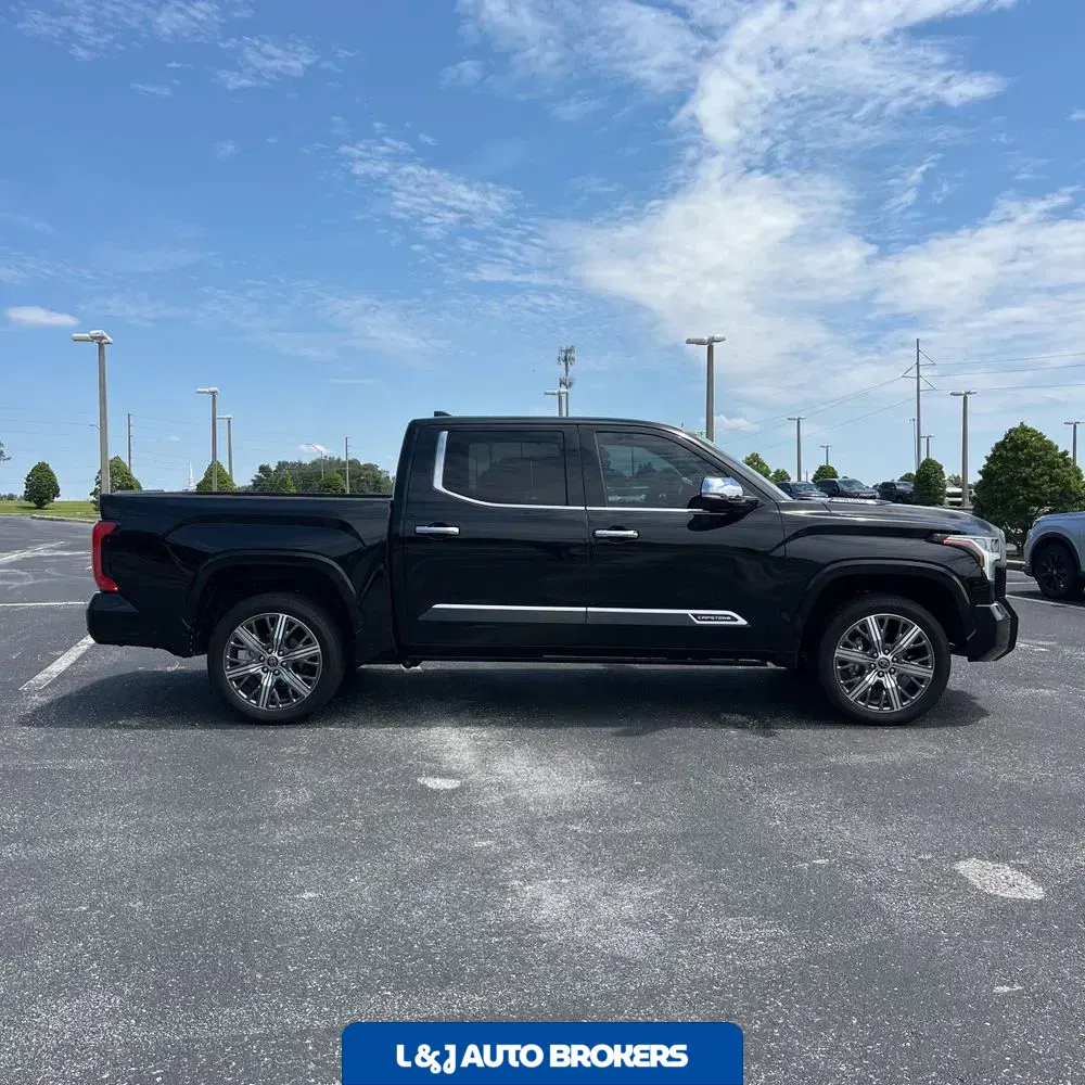 2024 Toyota Tundra Capstone HV