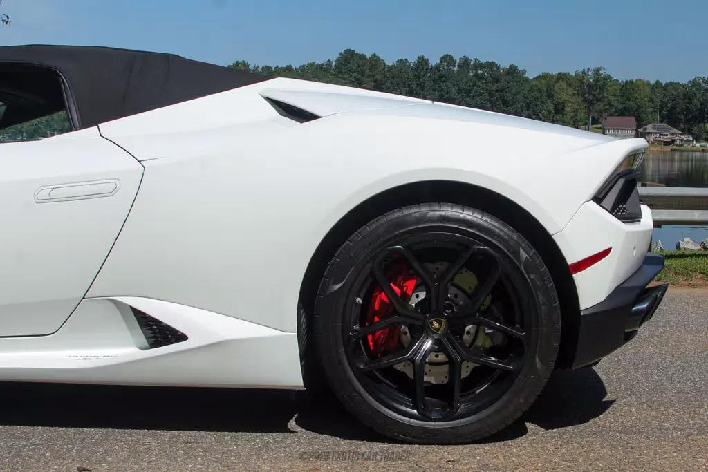 2017 Lamborghini Huracan LP 580-2 Spyder