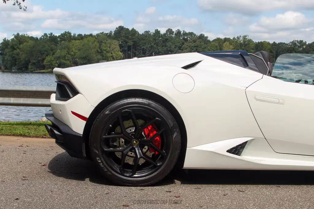 2017 Lamborghini Huracan LP 580-2 Spyder