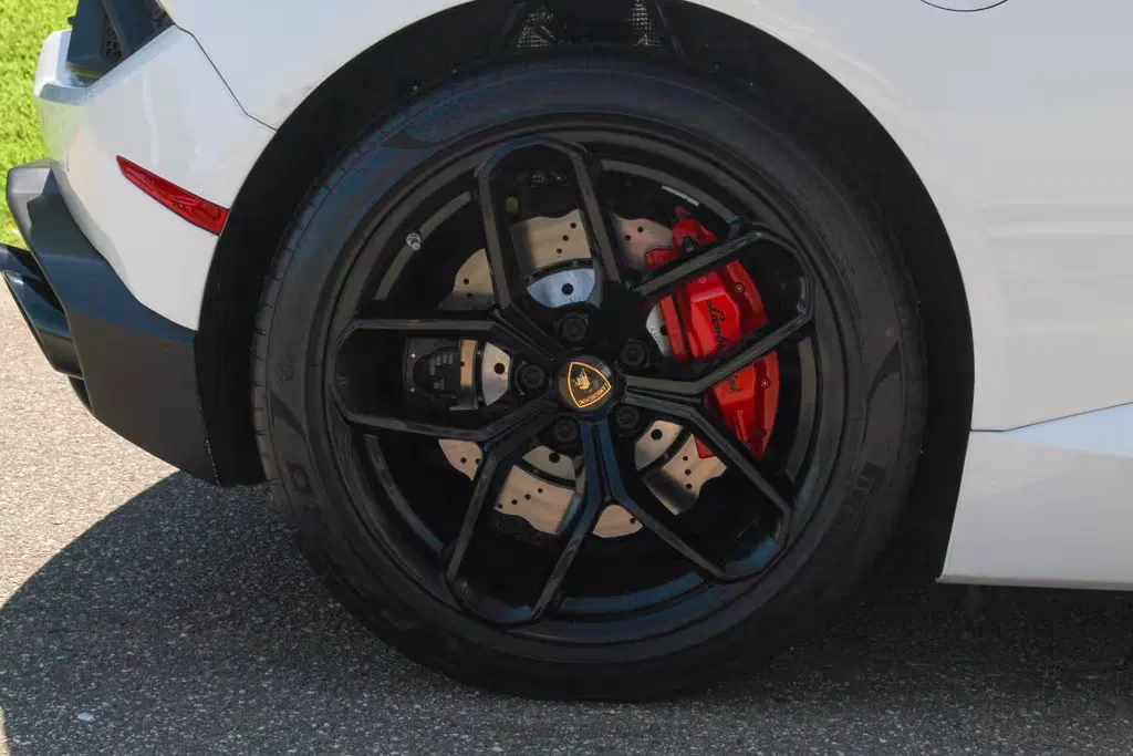 2017 Lamborghini Huracan LP 580-2 Spyder