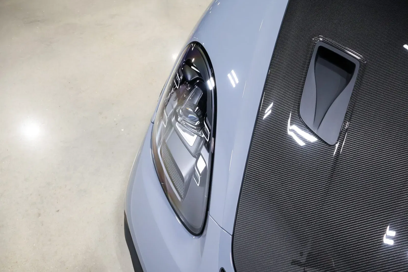 2024 Porsche 718 Spyder RS Weissach