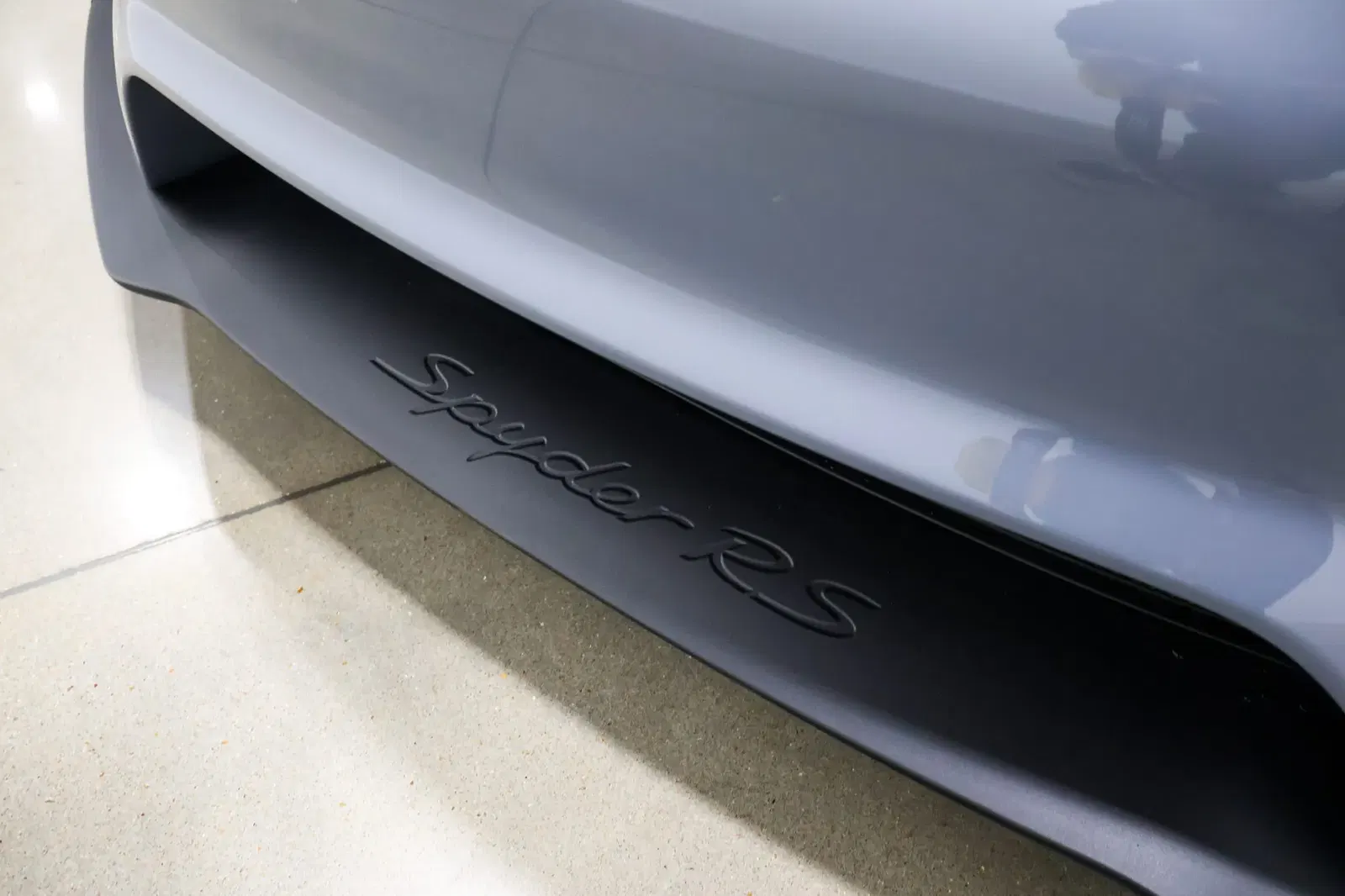 2024 Porsche 718 Spyder RS Weissach
