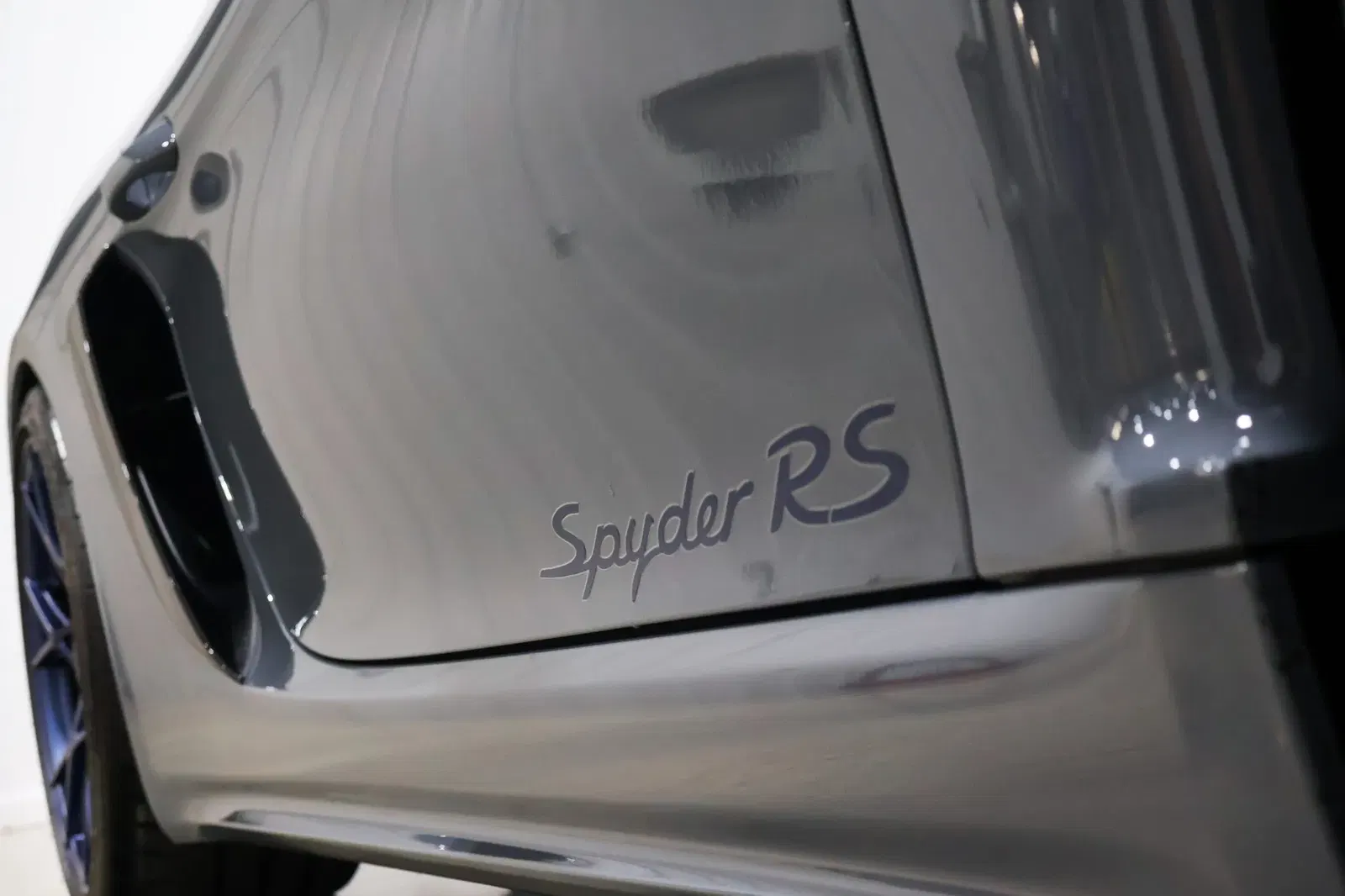 2024 Porsche 718 Spyder RS Weissach