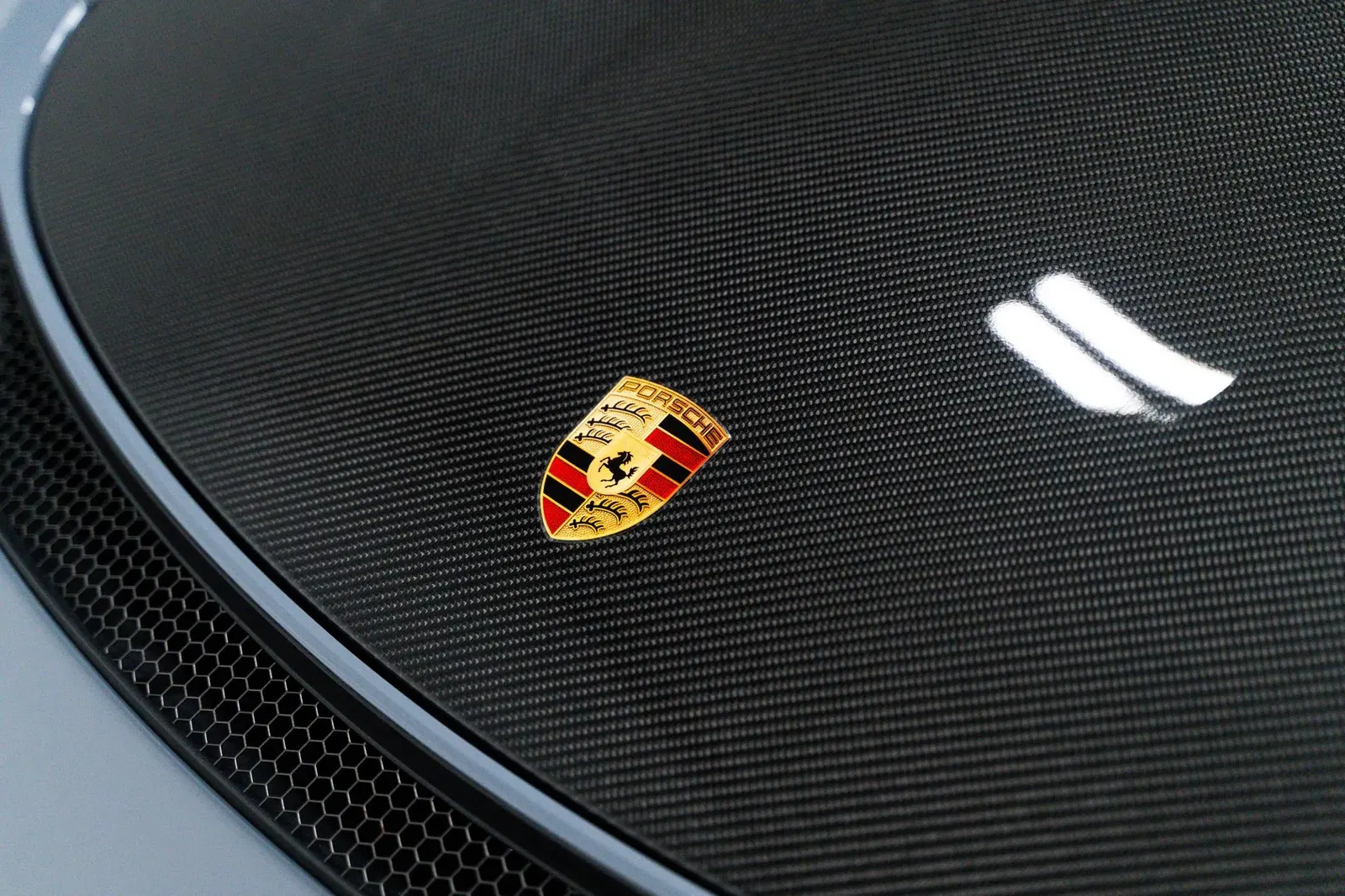 2024 Porsche 718 Spyder RS Weissach