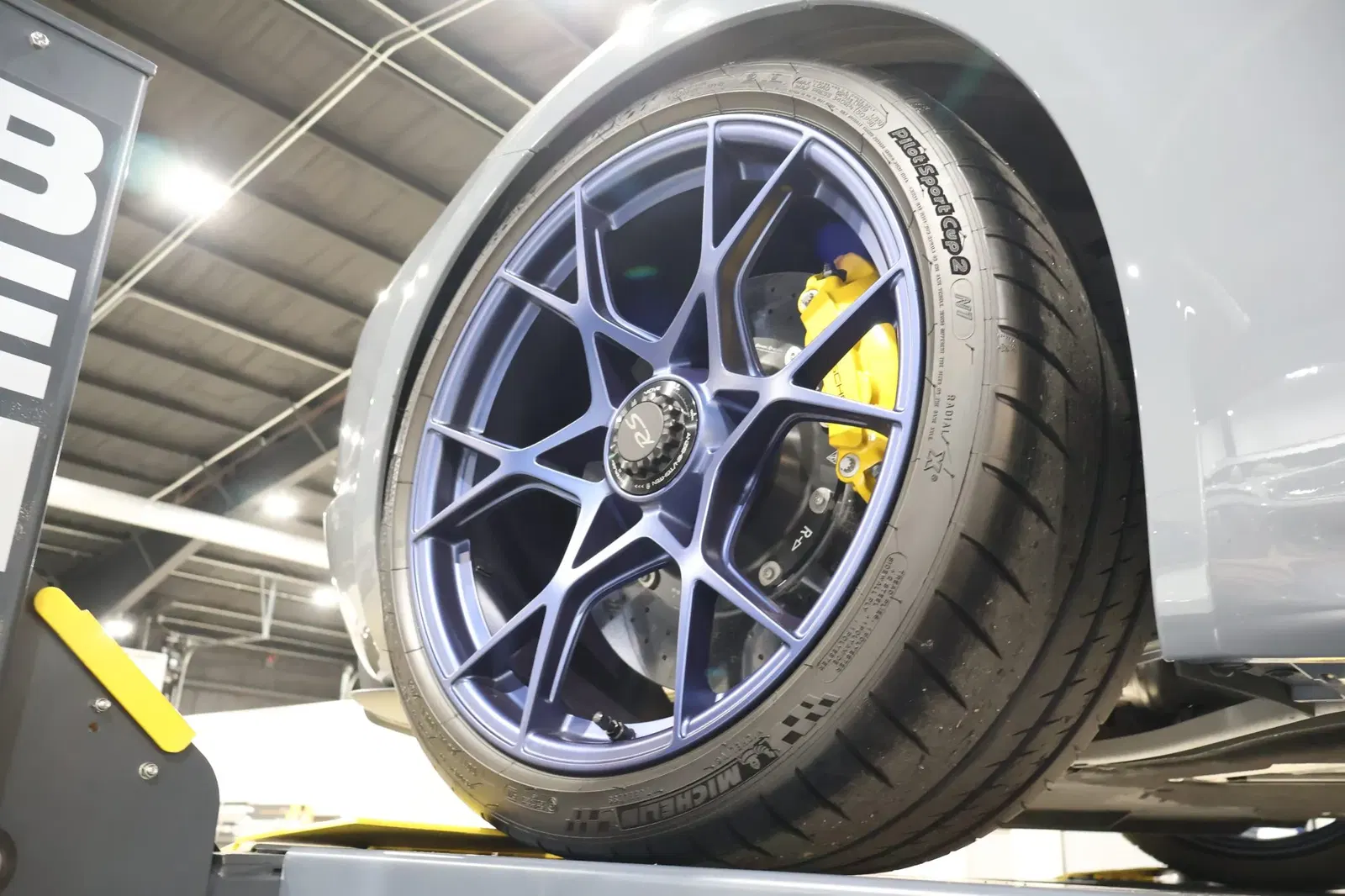 2024 Porsche 718 Spyder RS Weissach