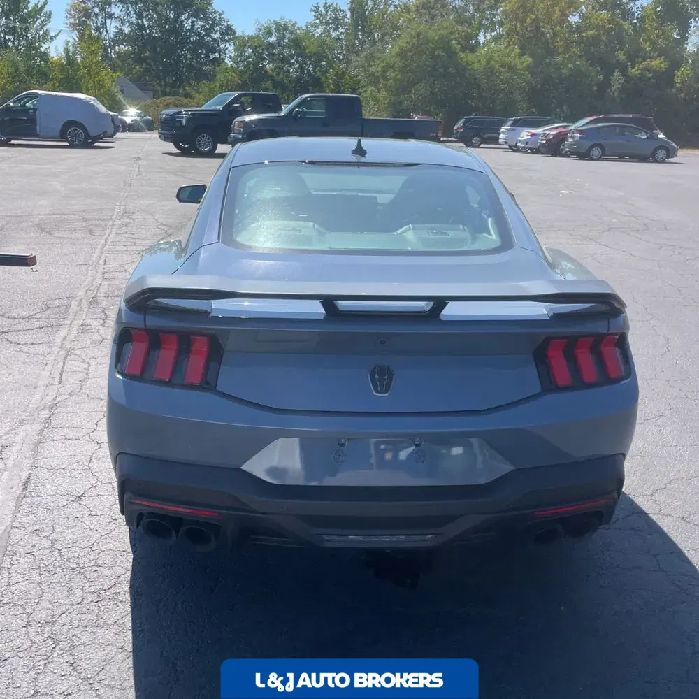 2024 Ford Mustang Dark Horse