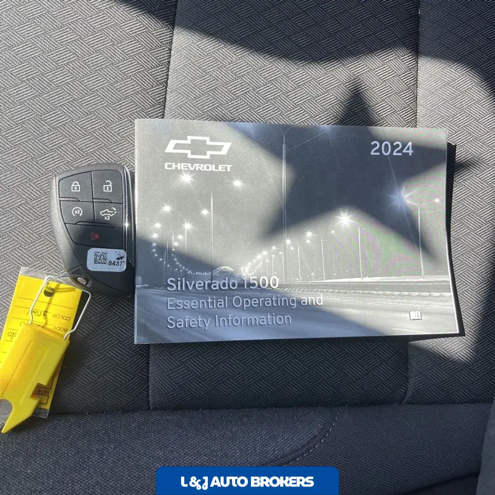 2024 Chevrolet Silverado 1500 RST