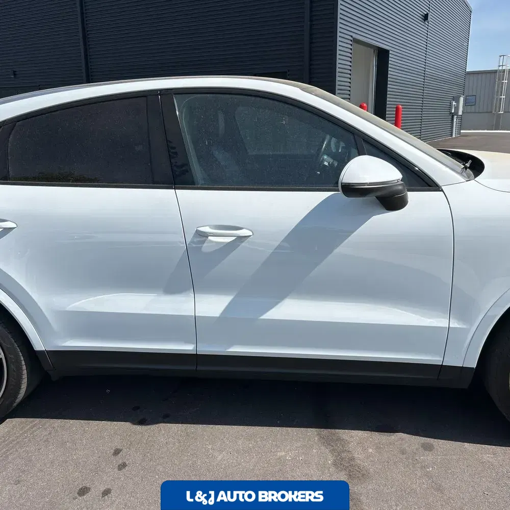 2022 Porsche Cayenne Coupe