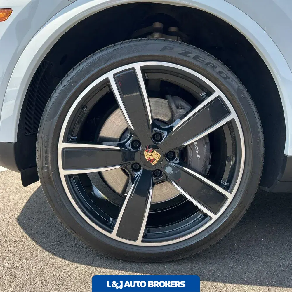 2022 Porsche Cayenne Coupe