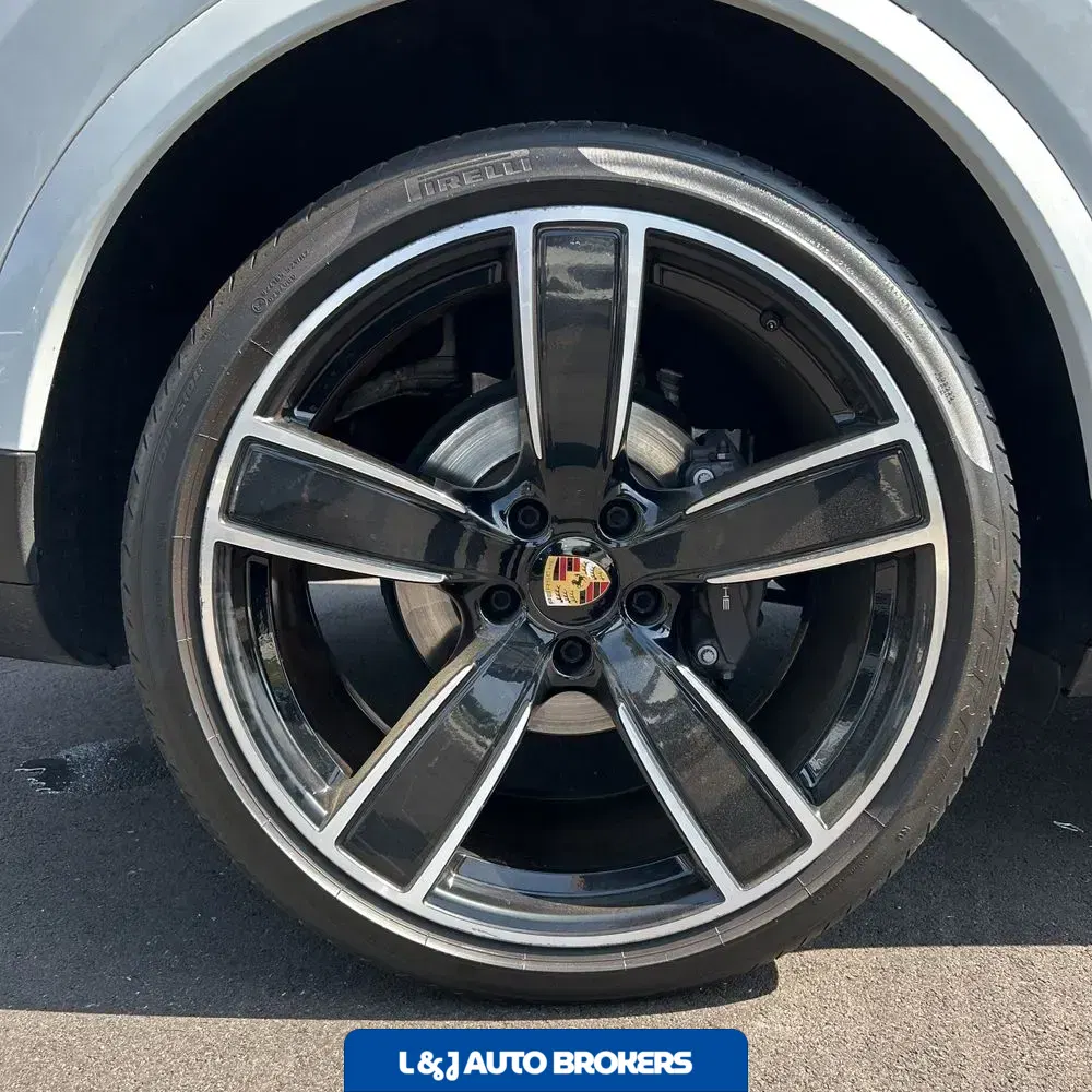 2022 Porsche Cayenne Coupe