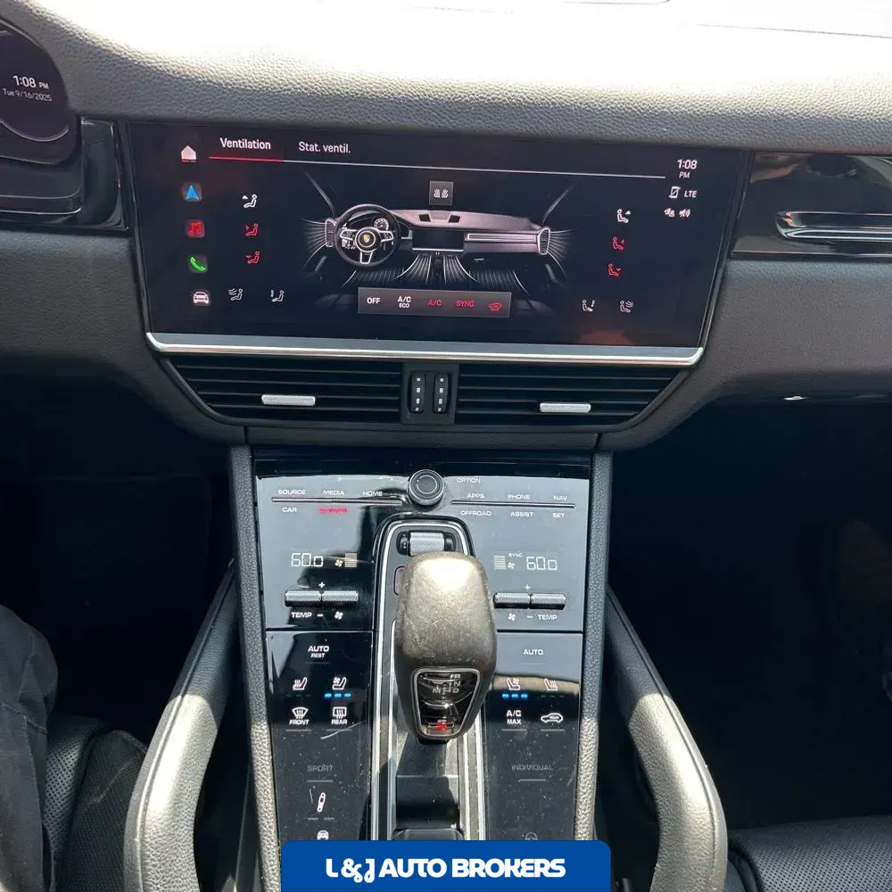 2022 Porsche Cayenne Coupe