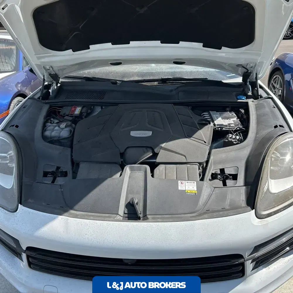 2022 Porsche Cayenne Coupe