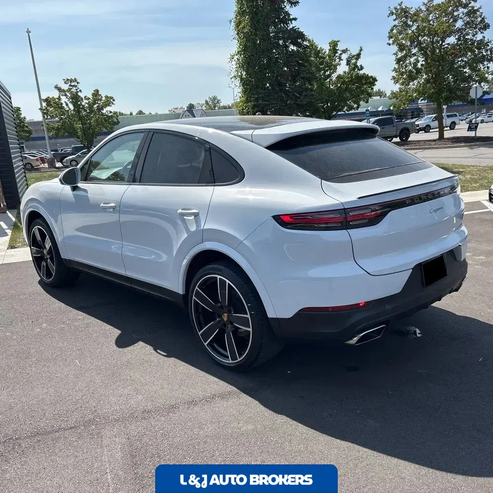 2022 Porsche Cayenne Coupe