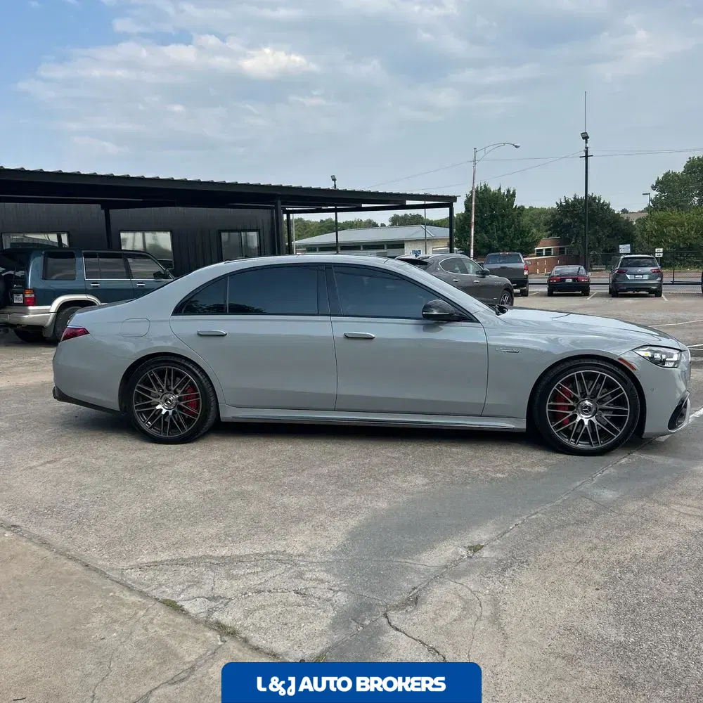 2024 Mercedes-Benz S-Class AMG S63 E Perf