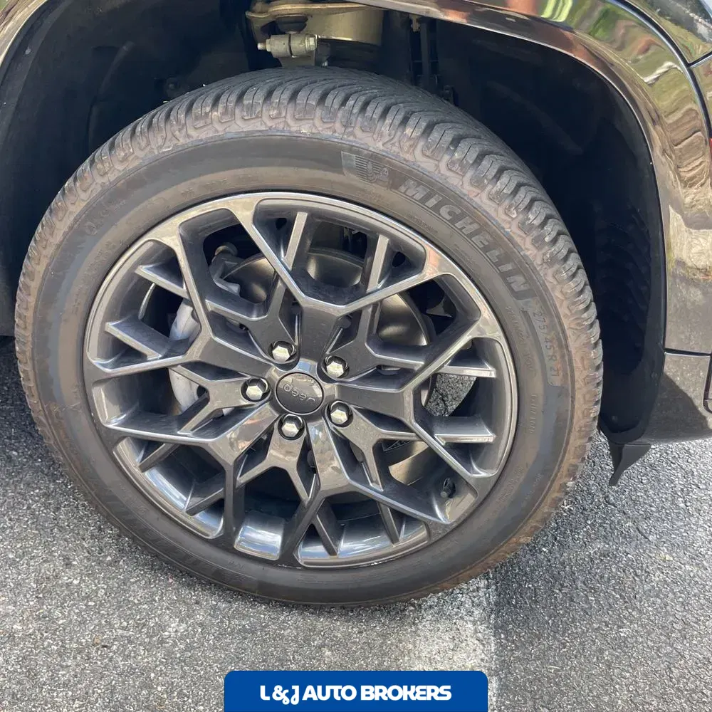 2023 Jeep Grand Cherokee L Summit Reserve