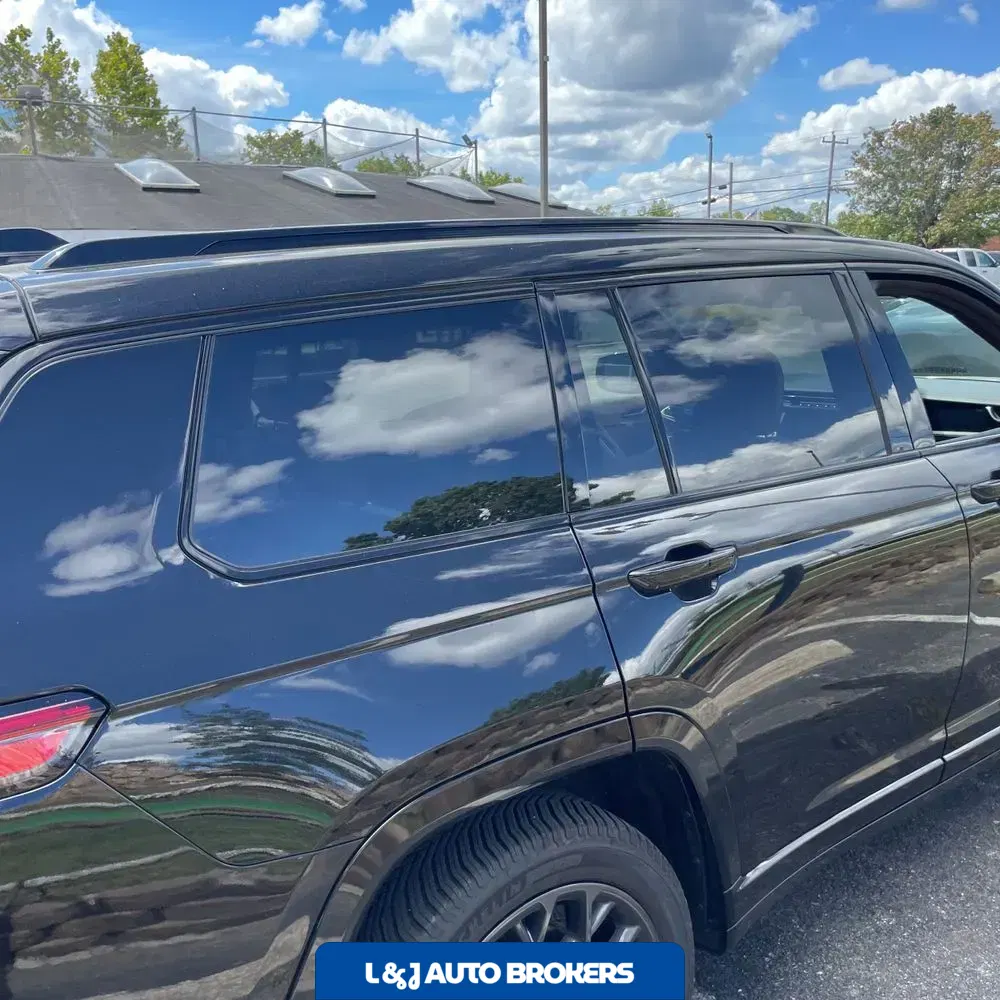 2023 Jeep Grand Cherokee L Summit Reserve