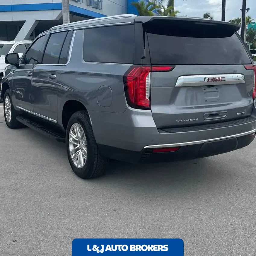 2022 GMC Yukon XL SLT