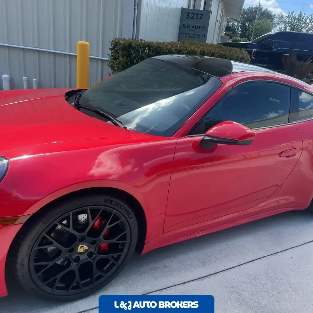 2024 Porsche 911 Carrera