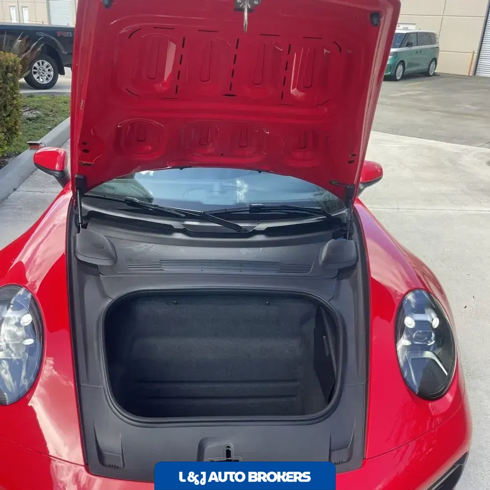 2024 Porsche 911 Carrera