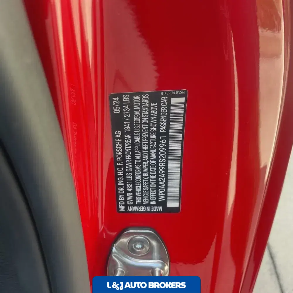 2024 Porsche 911 Carrera