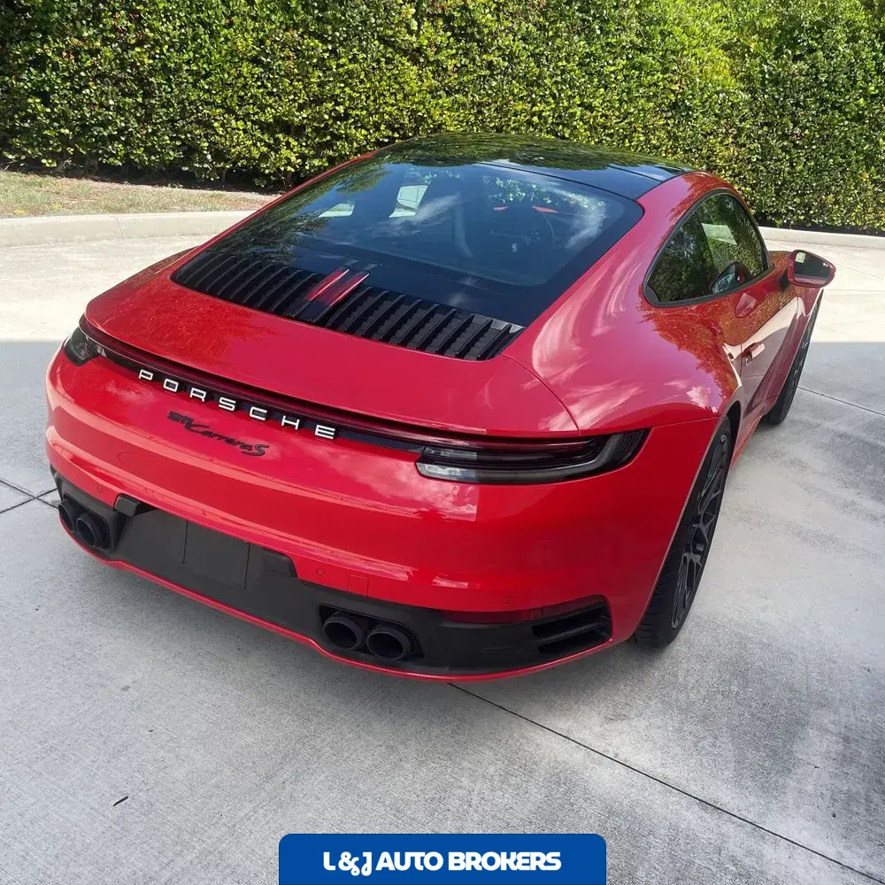 2024 Porsche 911 Carrera