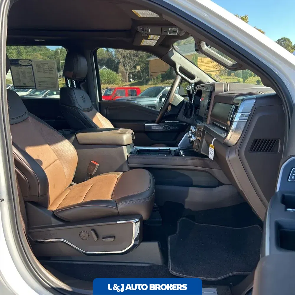 2025 Ford F-350 Super Duty King Ranch