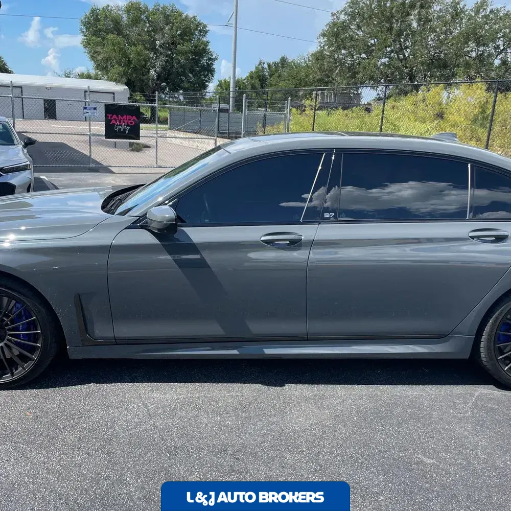 2021 BMW 7 Series ALPINA B7 xDrive