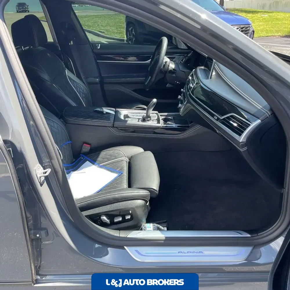 2021 BMW 7 Series ALPINA B7 xDrive